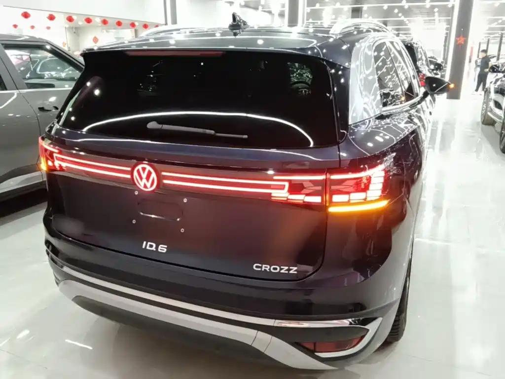 Volkswagen ID.6 Crozz — миниатюра 6