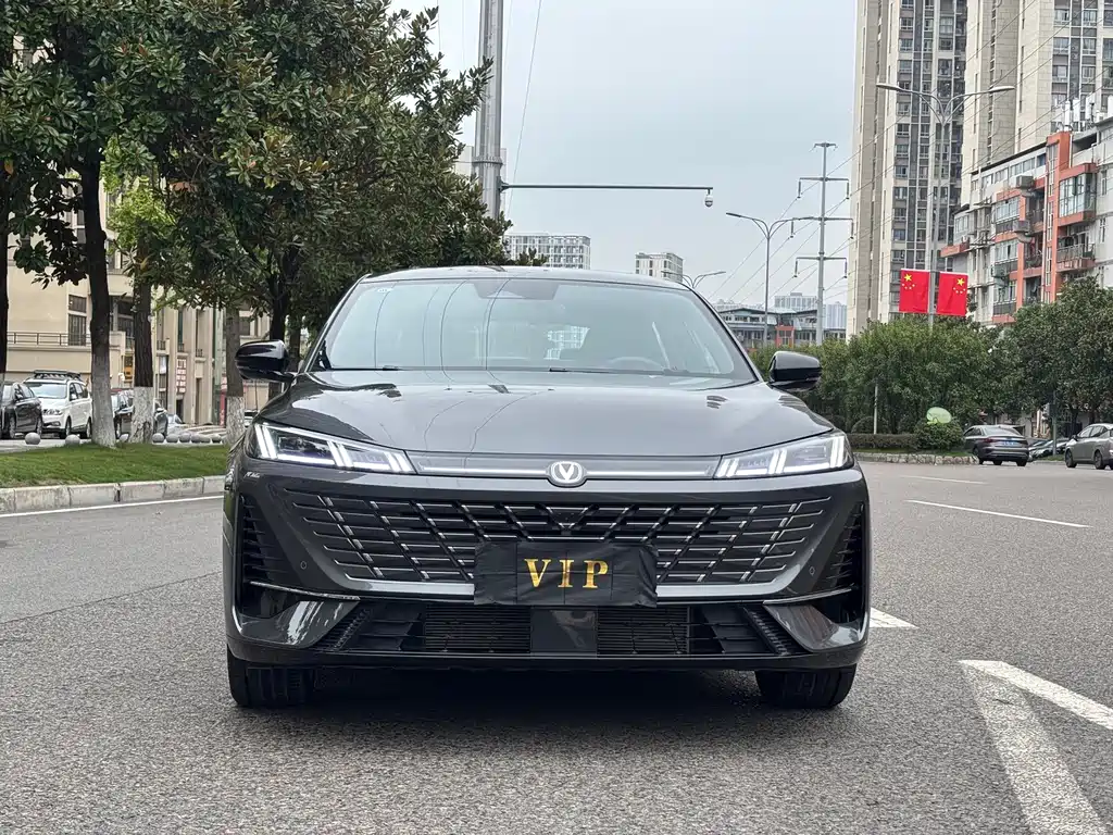Changan Eado — миниатюра 2
