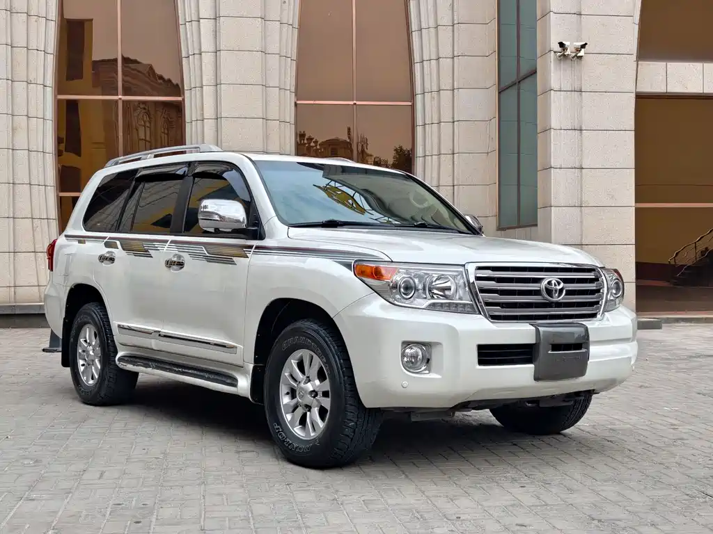 Toyota Land Cruiser — миниатюра 3
