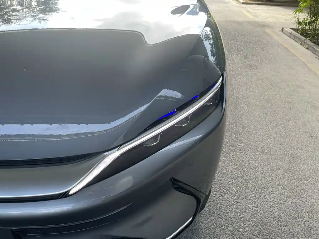 BYD Han — миниатюра 12