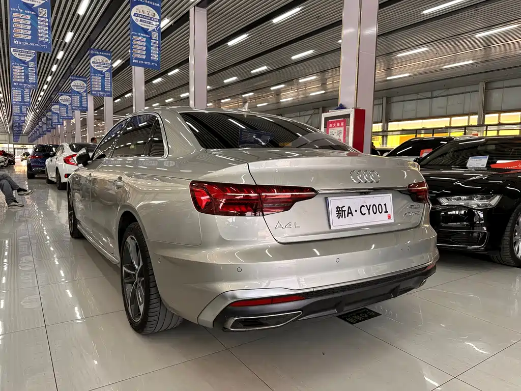 Audi A4L — миниатюра 4