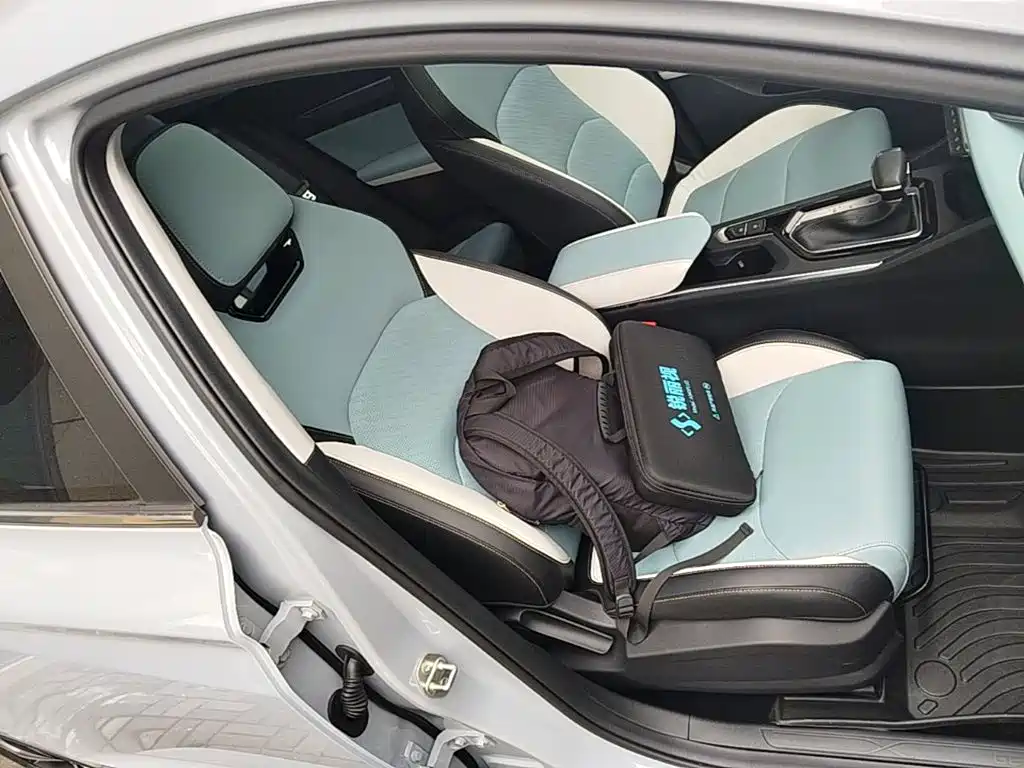 Geely Emgrand S — миниатюра 25