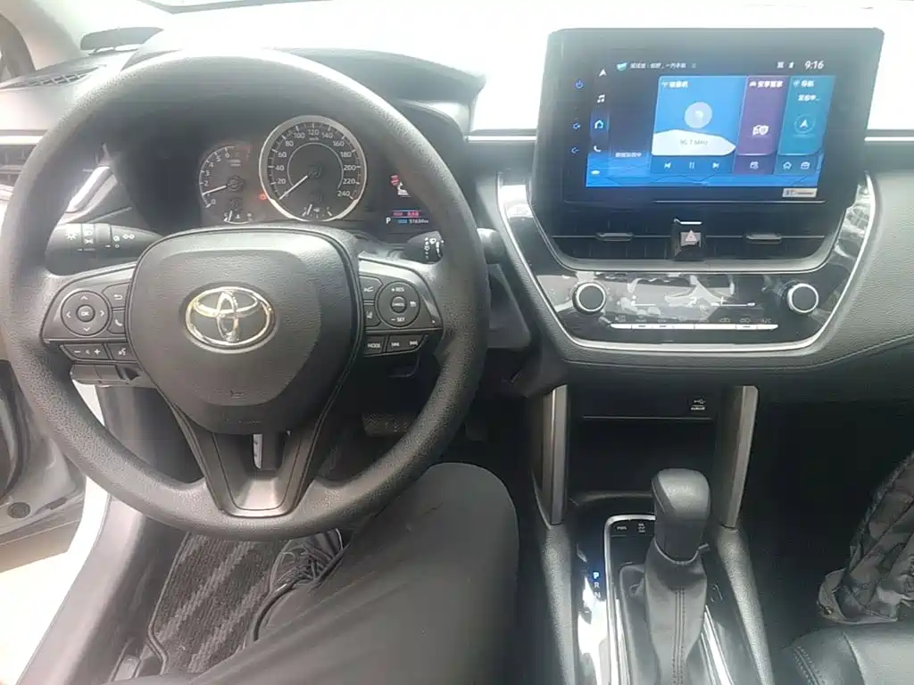 Toyota Corolla Cross — миниатюра 10