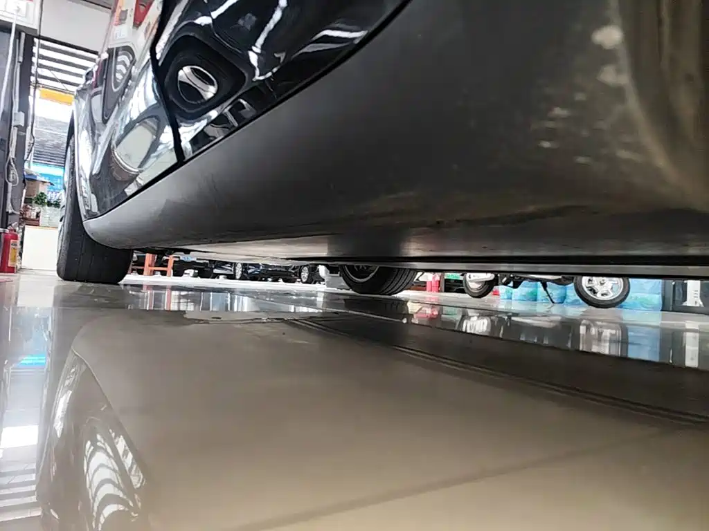 Tesla Model Y — миниатюра 22