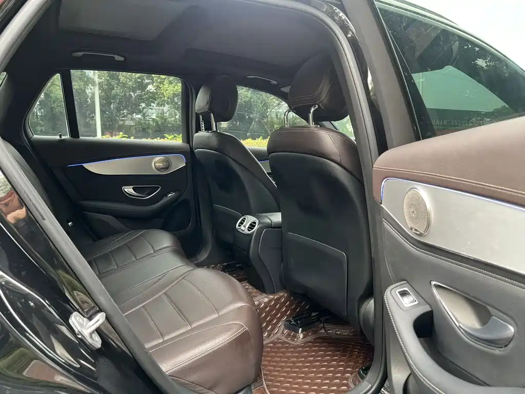 Mercedes-Benz GLC — миниатюра 10