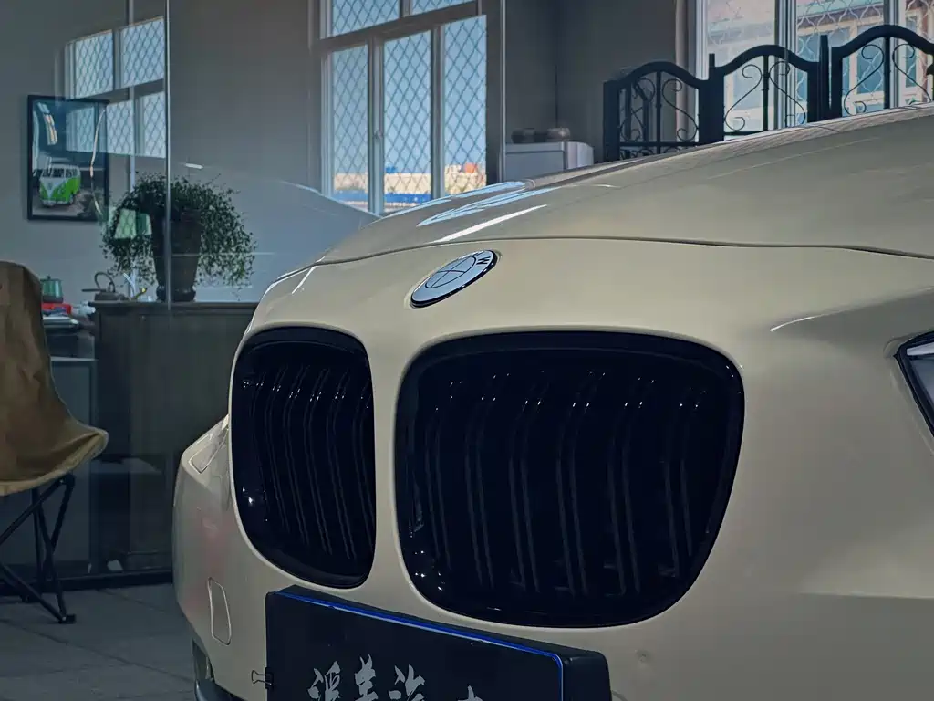 BMW 5 Series GT — миниатюра 9
