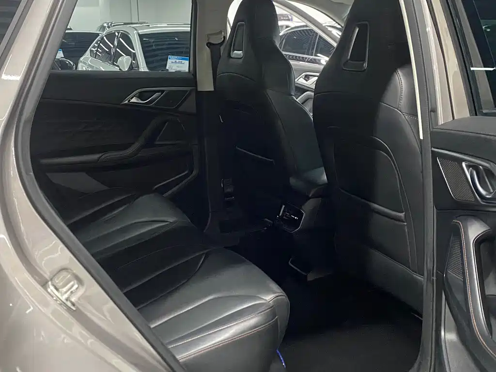 Roewe RX5 — миниатюра 13