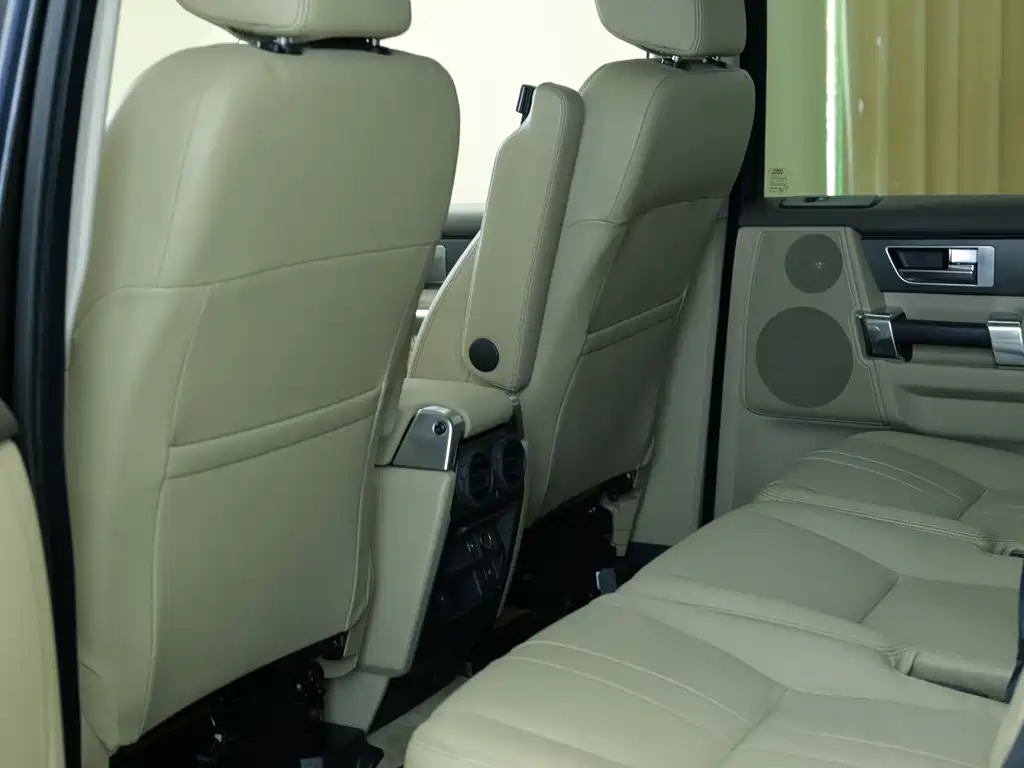 Land Rover Discovery — миниатюра 10