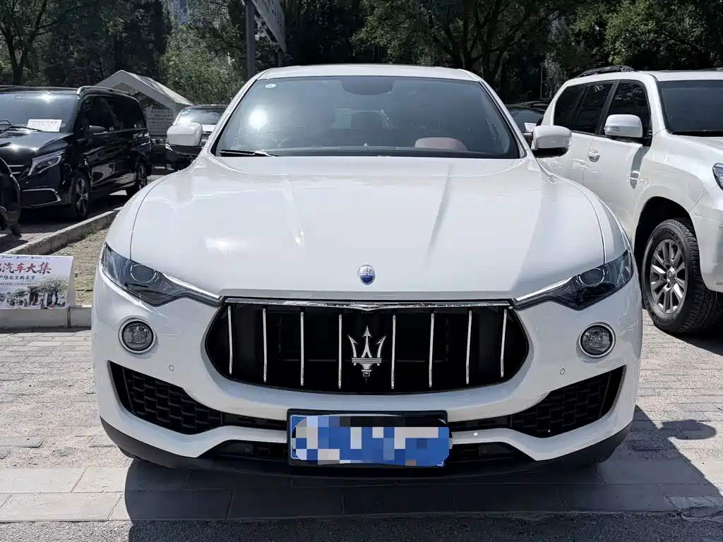 Maserati Levante — миниатюра 2