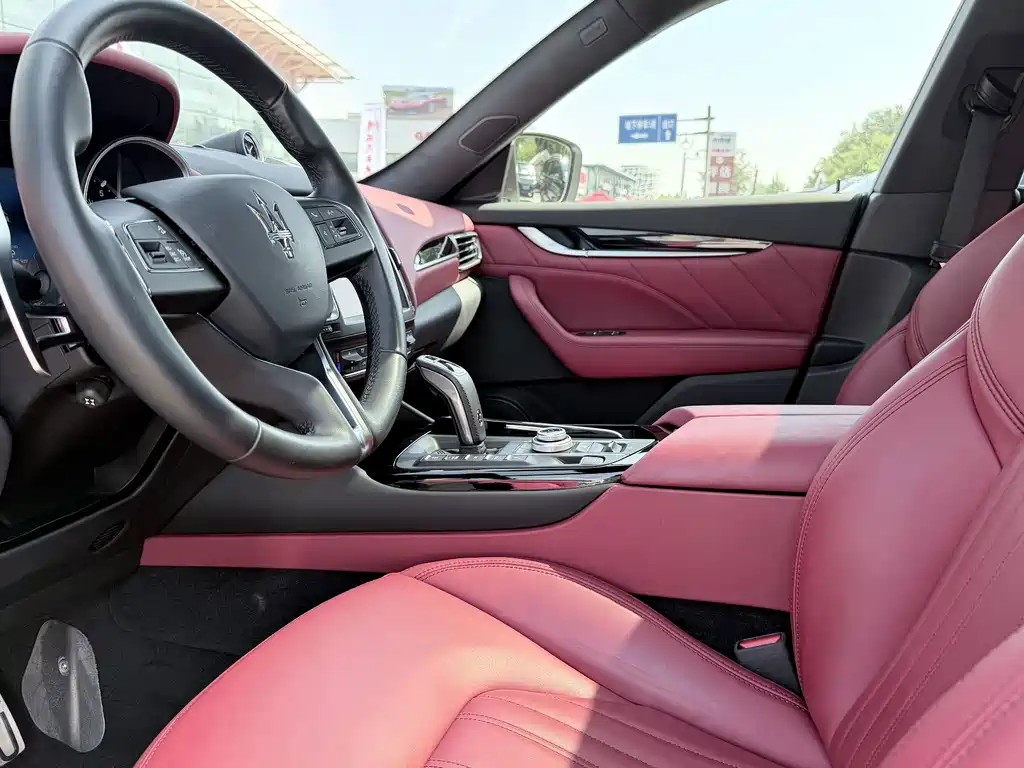 Maserati Levante — миниатюра 9
