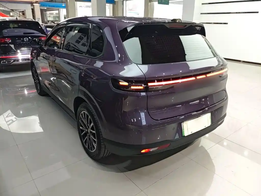 Leapmotor B10 2025 600