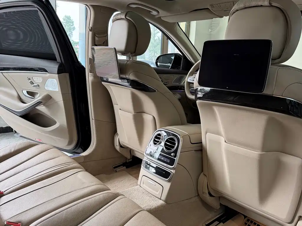 Mercedes-Benz S-Class — миниатюра 10