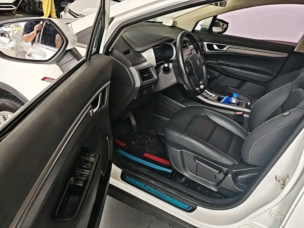 Geely Emgrand GS — миниатюра 16