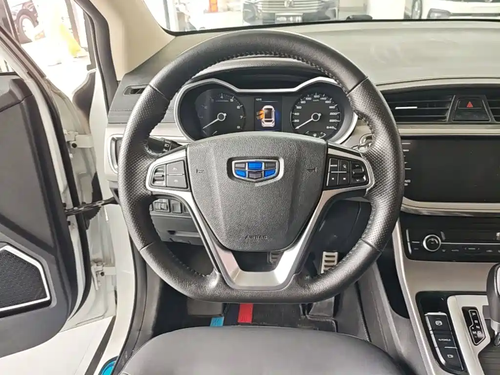 Geely Emgrand GS — миниатюра 11