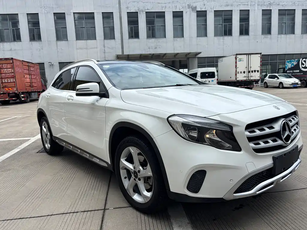 Mercedes-Benz GLA — миниатюра 3