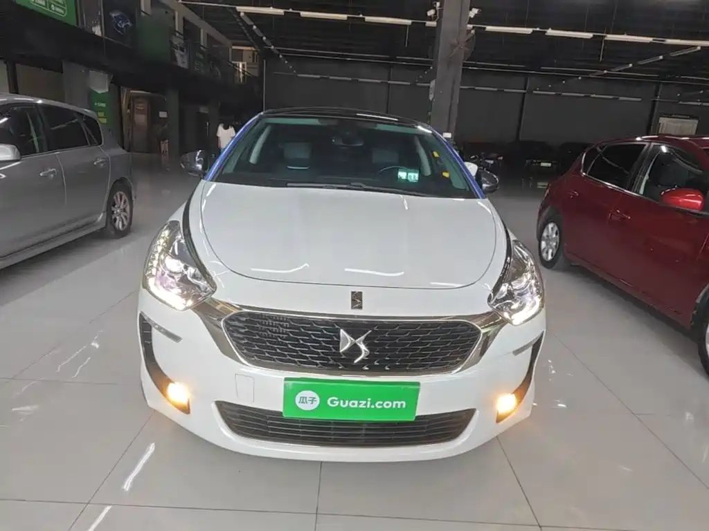 DS DS 5 — миниатюра 3