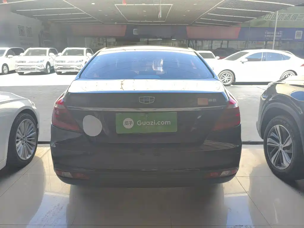 Geely Emgrand — миниатюра 6