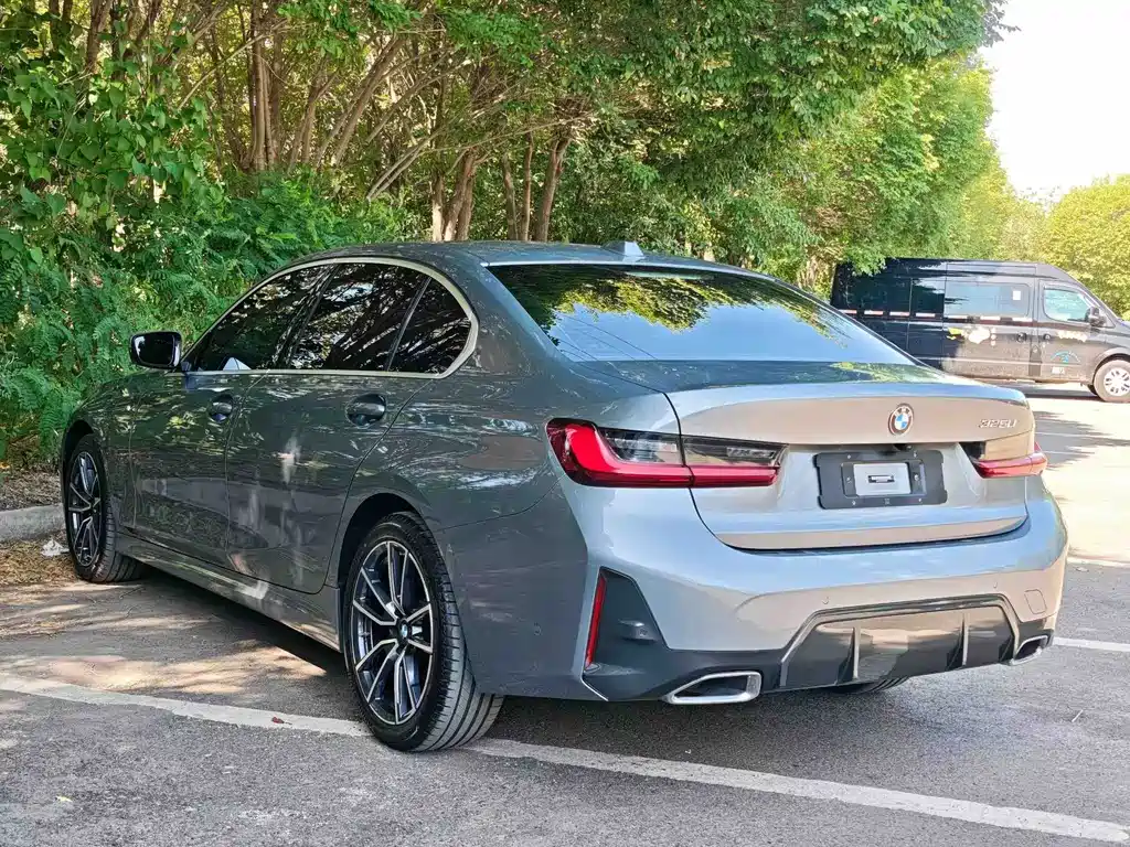 BMW 3 Series — миниатюра 4