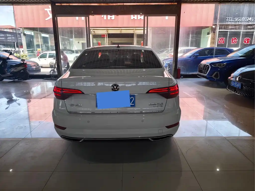 Volkswagen Sagitar — миниатюра 5