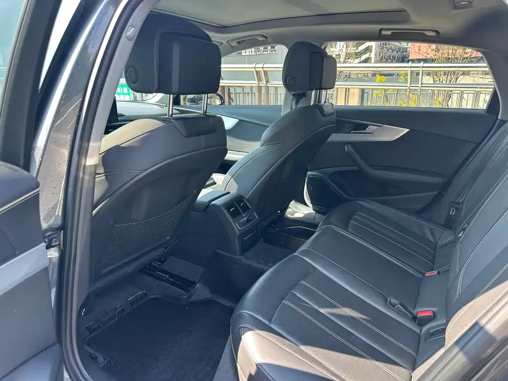 Audi A4L — миниатюра 8