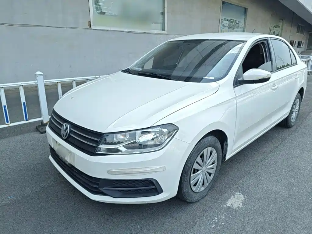Volkswagen Santana — миниатюра 2
