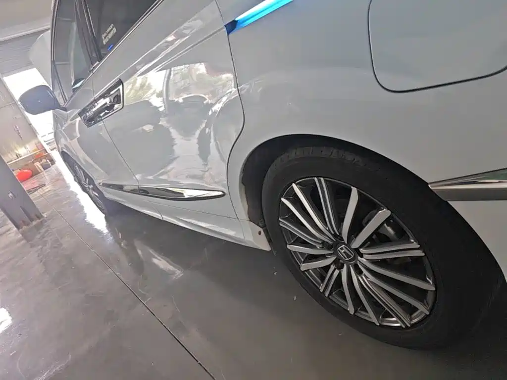 Honda Elysion — миниатюра 22