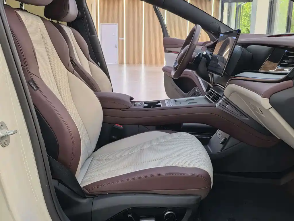 BYD Seal 07 DM-i — миниатюра 5