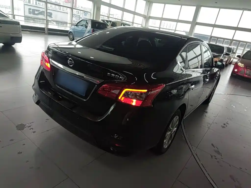 Nissan Sylphy — миниатюра 7