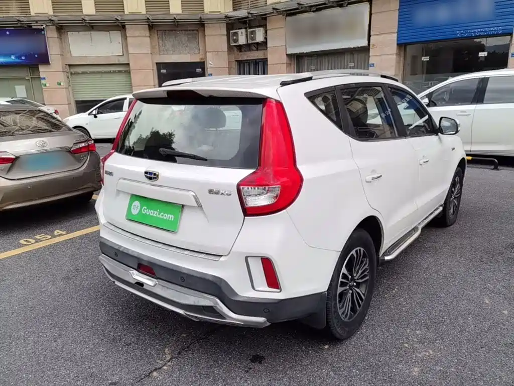 Geely Vision X6 — миниатюра 7