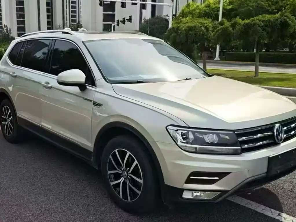 Volkswagen Tiguan L — миниатюра 3