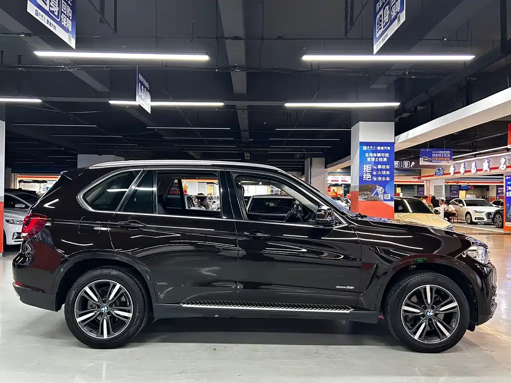 BMW X5 (Import) — миниатюра 4