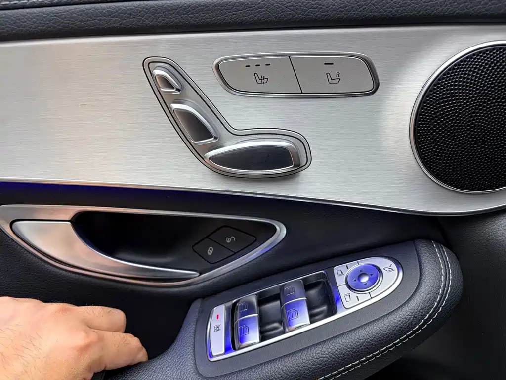 Mercedes-Benz GLC — миниатюра 14