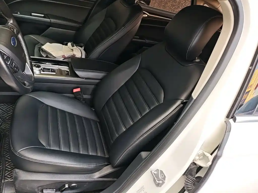 Ford Mondeo — миниатюра 15