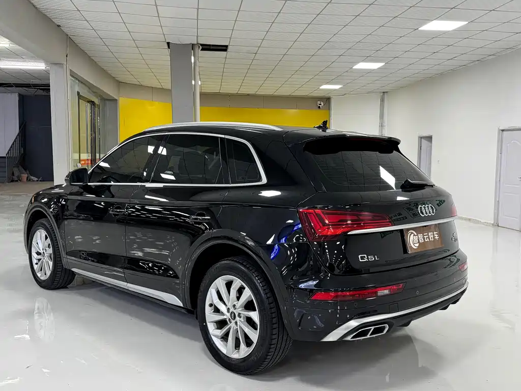 Audi Q5L — миниатюра 7