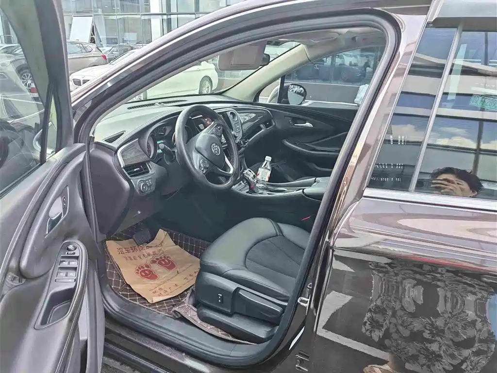 Buick Envision Plus — миниатюра 2