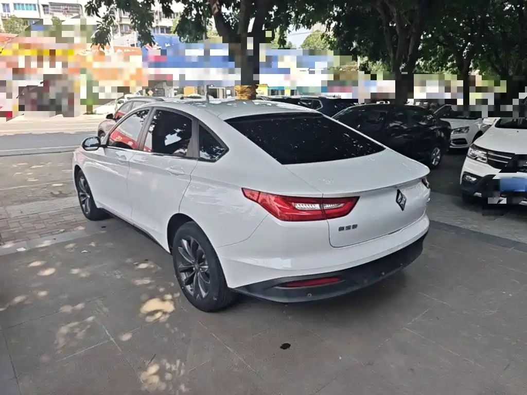 Baojun RC-6 — миниатюра 5