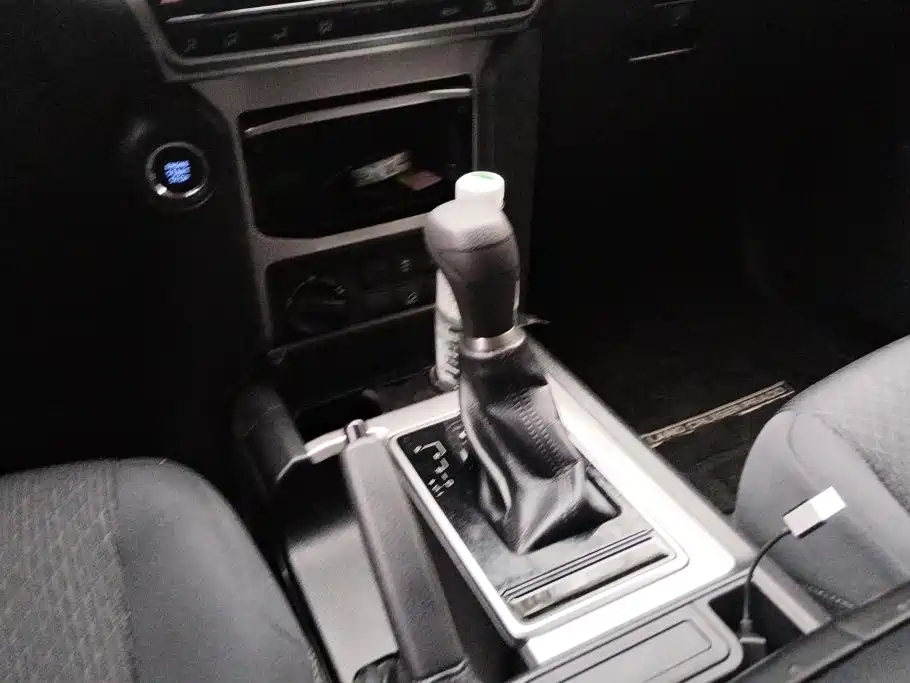 Toyota Prado — миниатюра 15