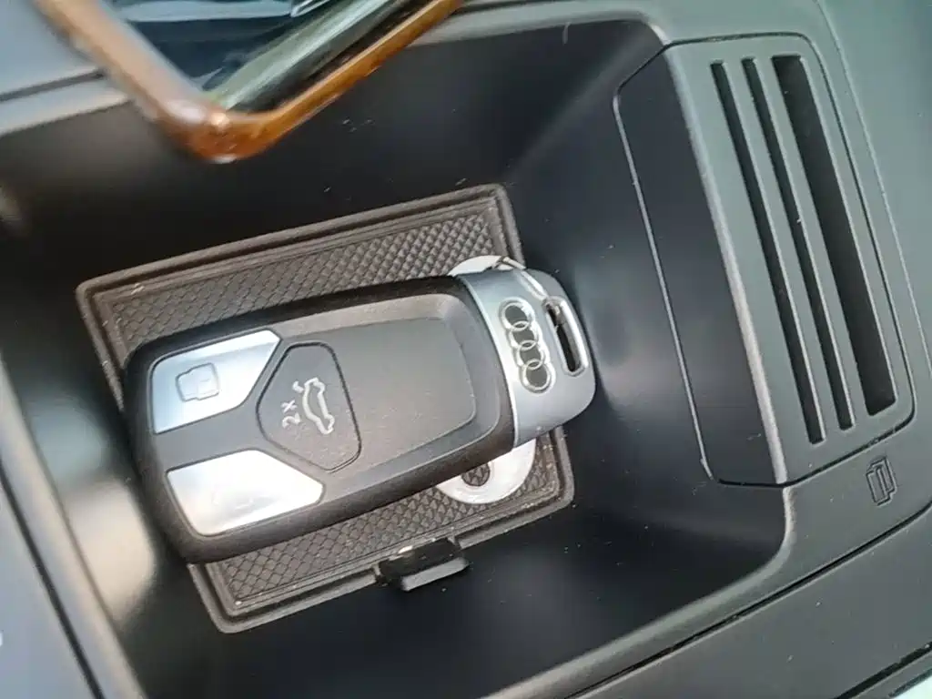 Audi A4L — миниатюра 9