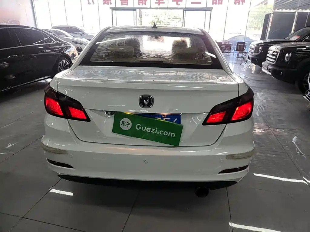 Changan Eado — миниатюра 6