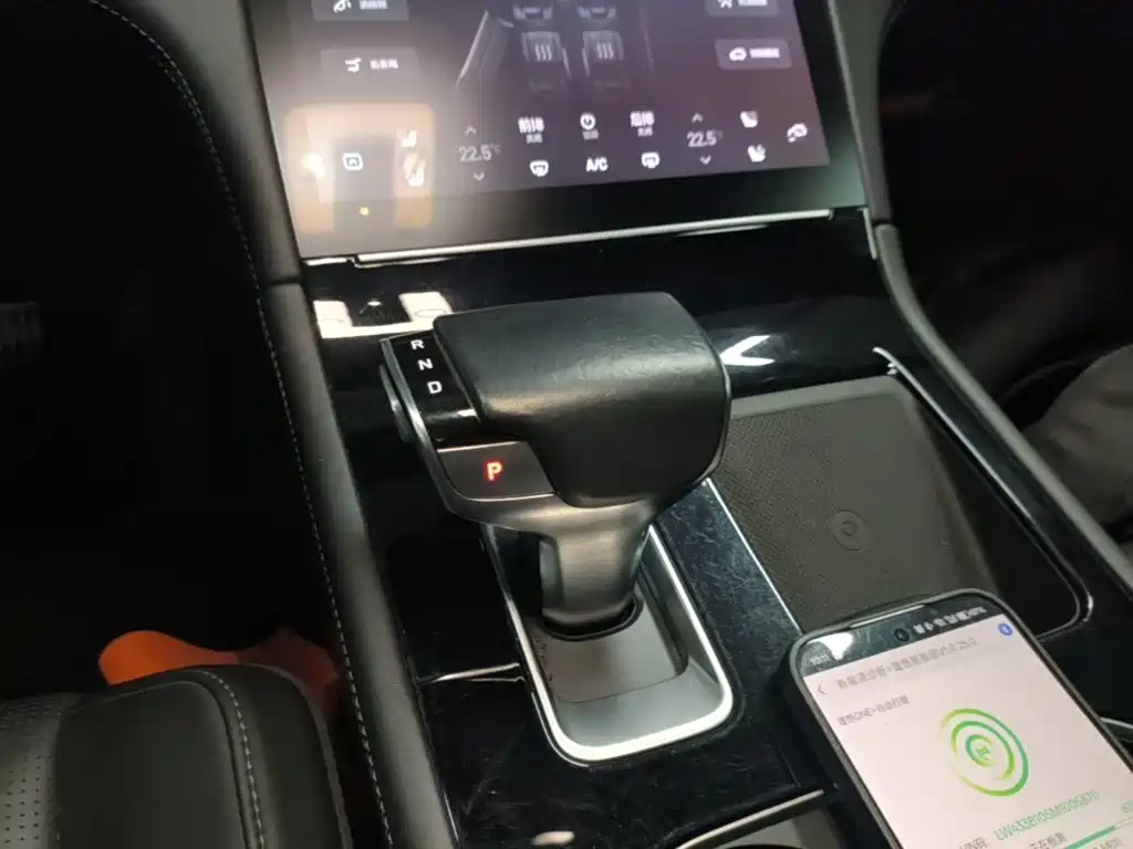 Li Auto Li ONE — миниатюра 14