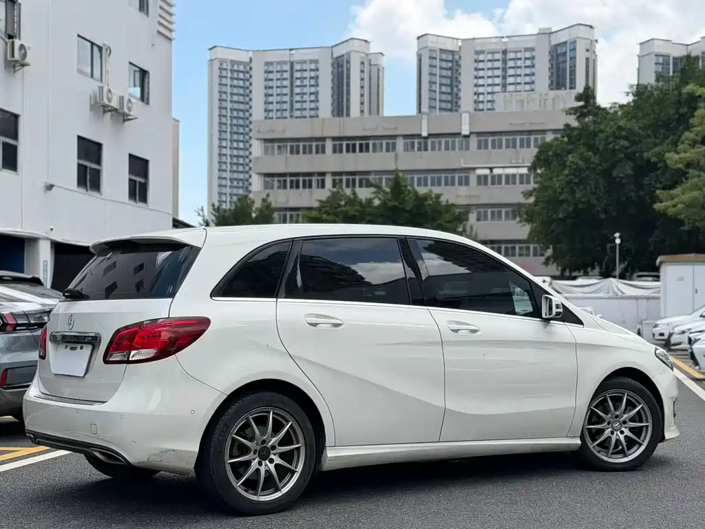 Mercedes-Benz B-Class — миниатюра 3