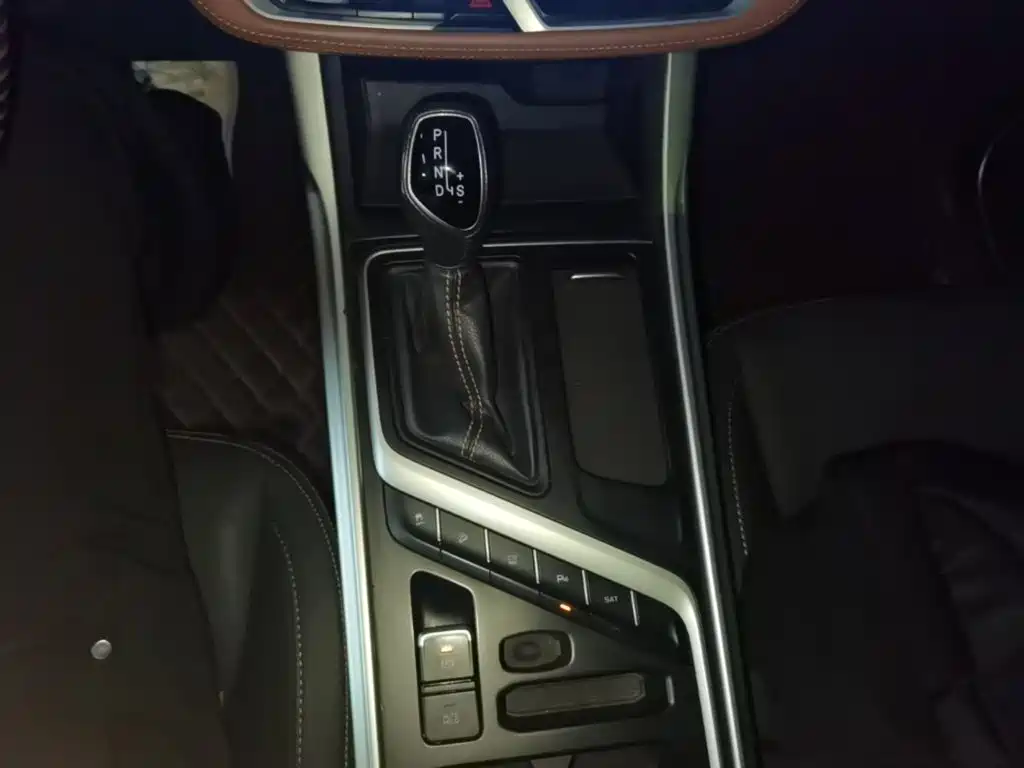 Geely Vision X6 — миниатюра 14