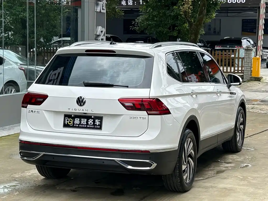 Volkswagen Tiguan L — миниатюра 9