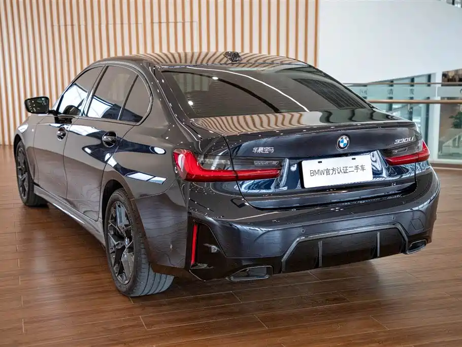 BMW 3 Series — миниатюра 8