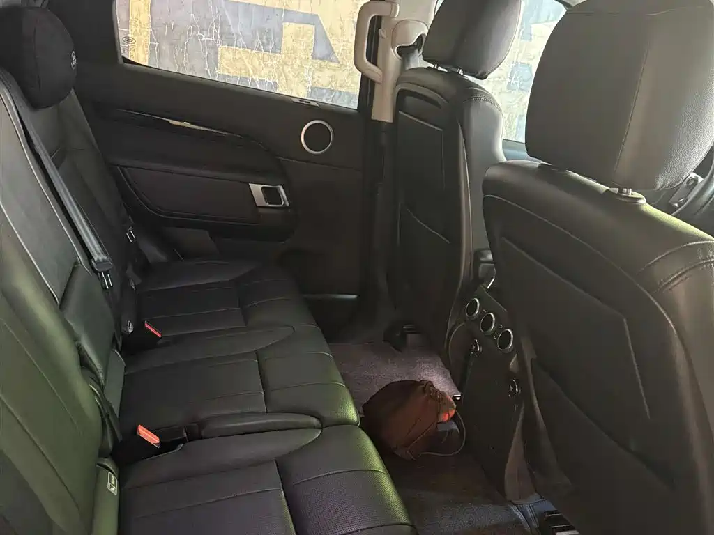 Land Rover Discovery 2020 3.0 SC V6 SE