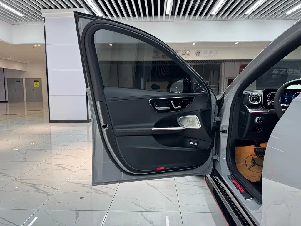Mercedes-Benz C-Class AMG New Energy — миниатюра 10
