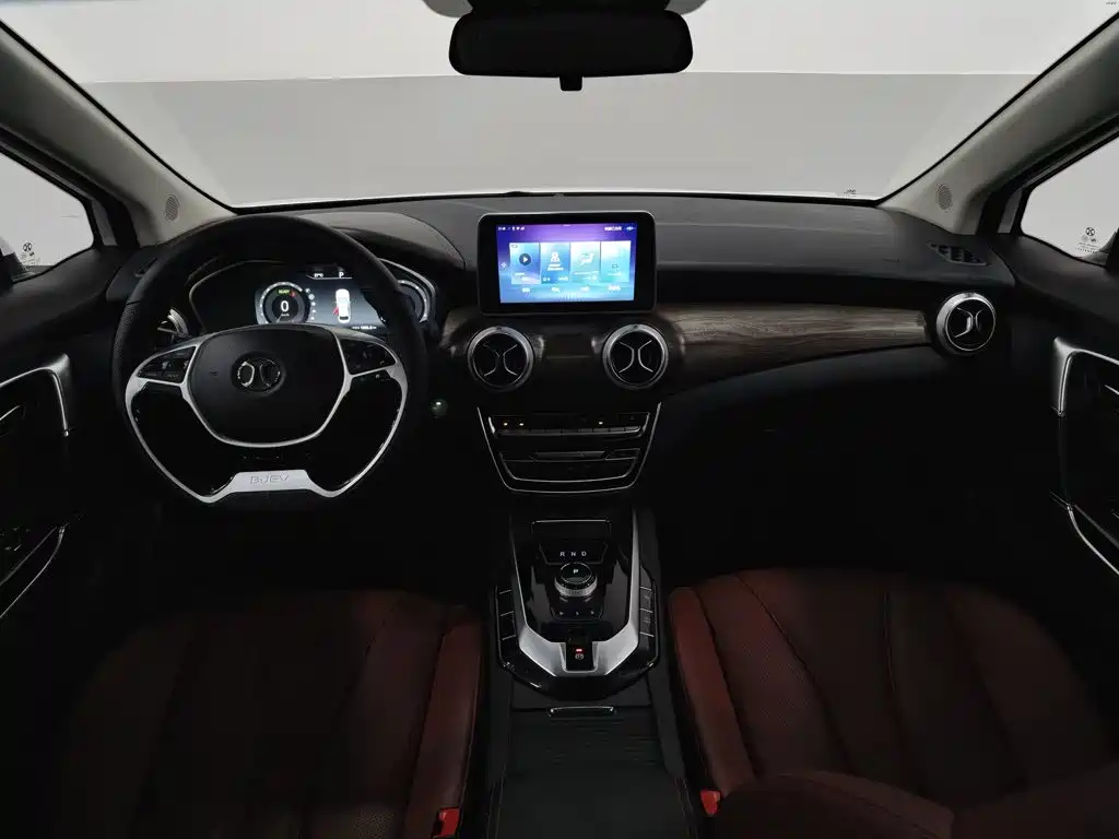 BAIC EU5 — миниатюра 5