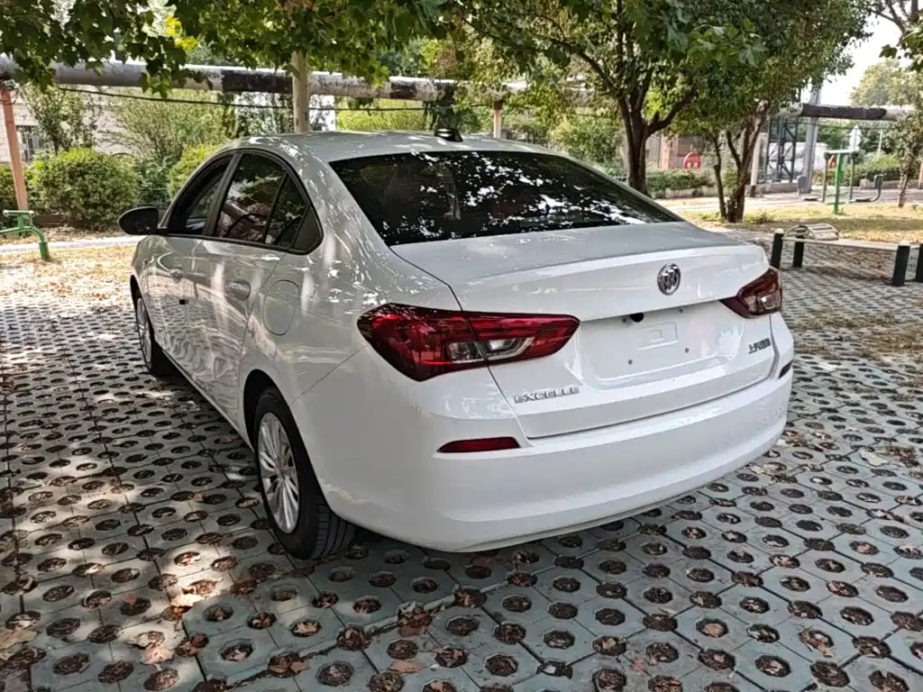 Buick Excelle — миниатюра 5