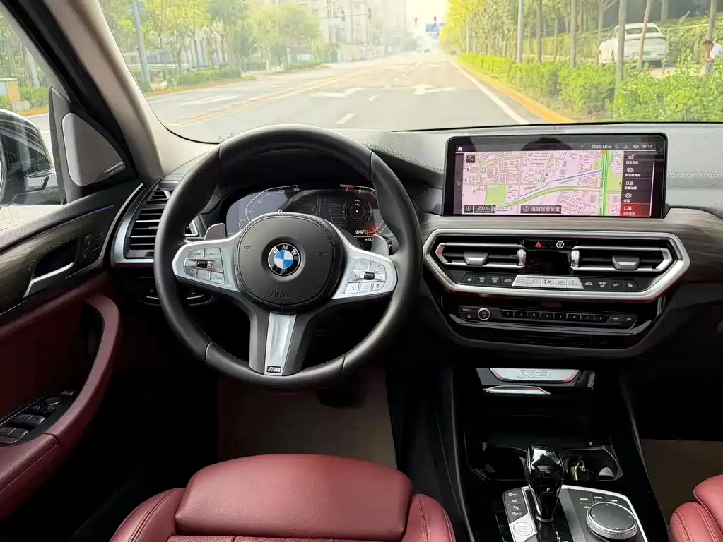 BMW X3 — миниатюра 9