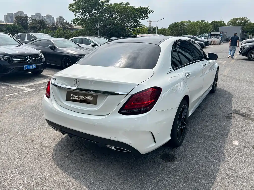 Mercedes-Benz C-Class — миниатюра 10